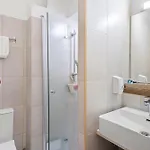 Apartment Bay *