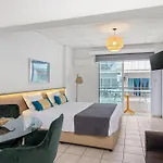 Bay Apartment