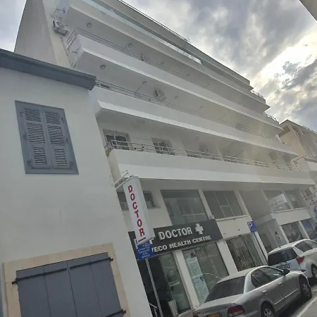 Bay * Ларнака