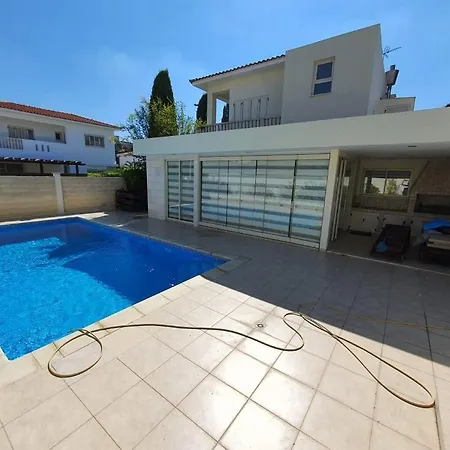 Bay Апартаменты *