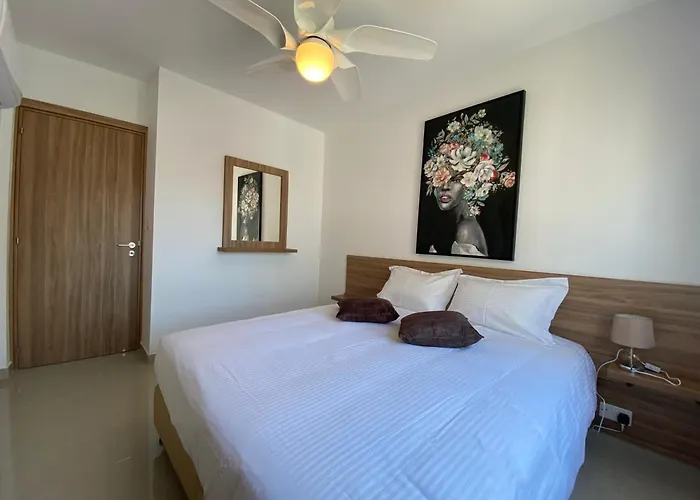 Bay Apartamento Larnaca