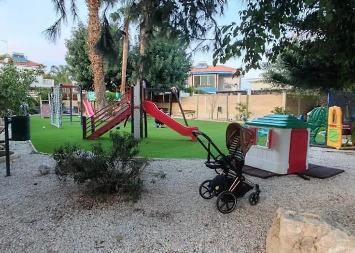 Apartamento Bay Larnaca